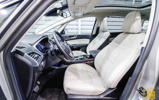 Ford S-Max cena 58999 przebieg: 239000, rok produkcji 2017 z Kielce małe 742